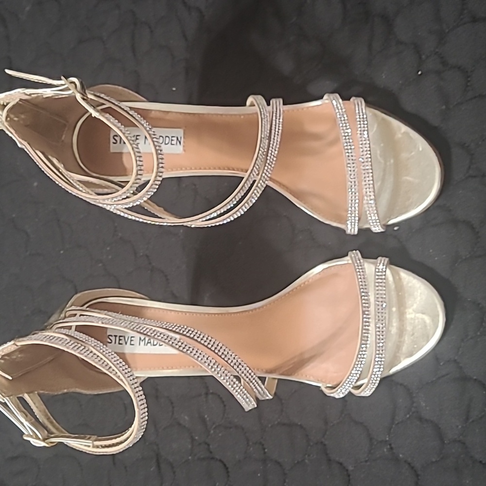 Pretty Gold Shoes